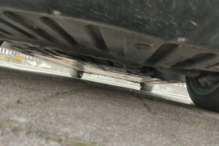 Used Nio ET5T 2023 75 kWh Touring Chassis Front