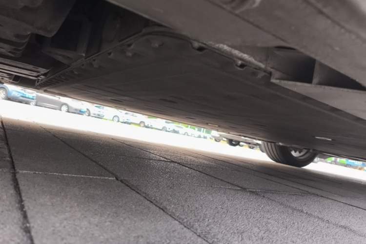 Used Nio ET5T 2023 75 kWh Touring Chassis Rear Right