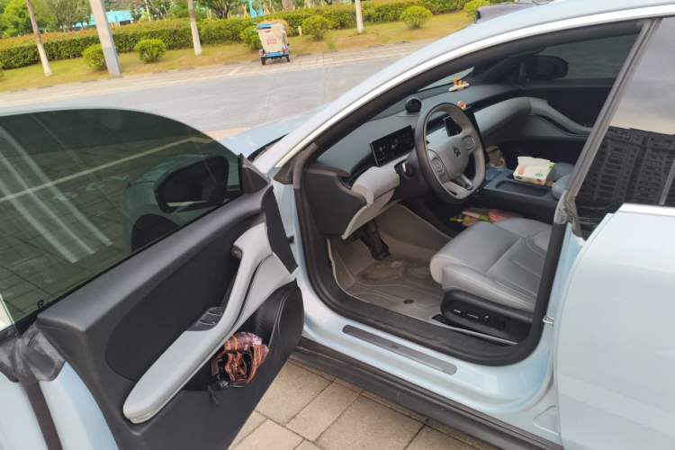 Used Nio ET5T 2023 75 kWh Touring Driver Seat