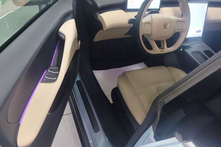 Used Nio ET5T 2023 75 kWh Touring Driver Seat