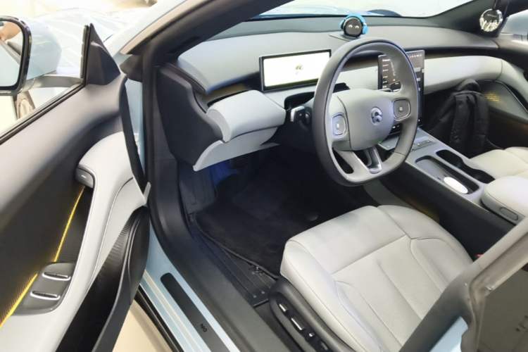 Used Nio ET5T 2023 75 kWh Touring Driver Seat