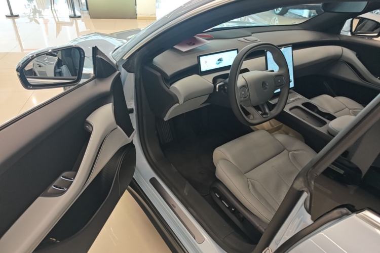 Used Nio ET5T 2023 75 kWh Touring Driver Seat