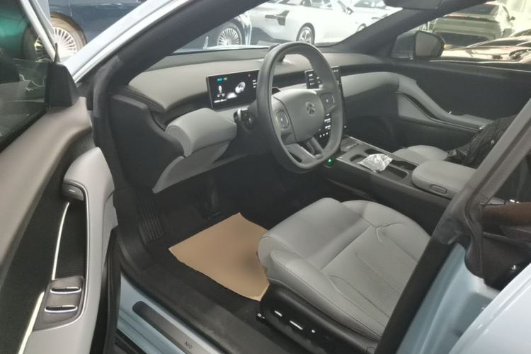 Used Nio ET5T 2023 75 kWh Touring Driver Seat