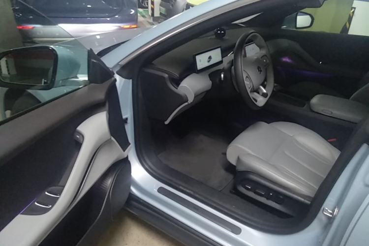 Used Nio ET5T 2023 75 kWh Touring Driver Seat