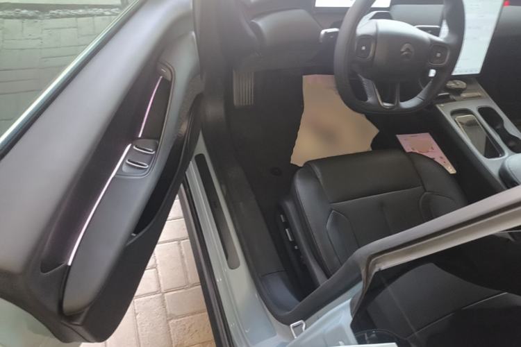 Used Nio ET5T 2023 75 kWh Touring Driver Seat
