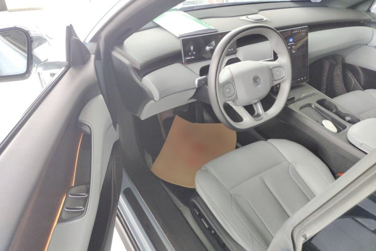 Used Nio ET5T 2023 75 kWh Touring Driver Seat