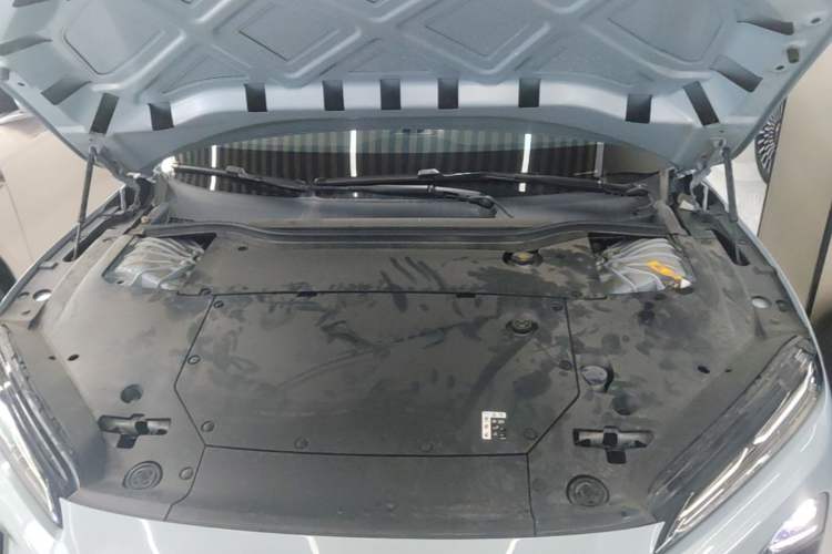Used Nio ET5T 2023 75 kWh Touring Engine Bay