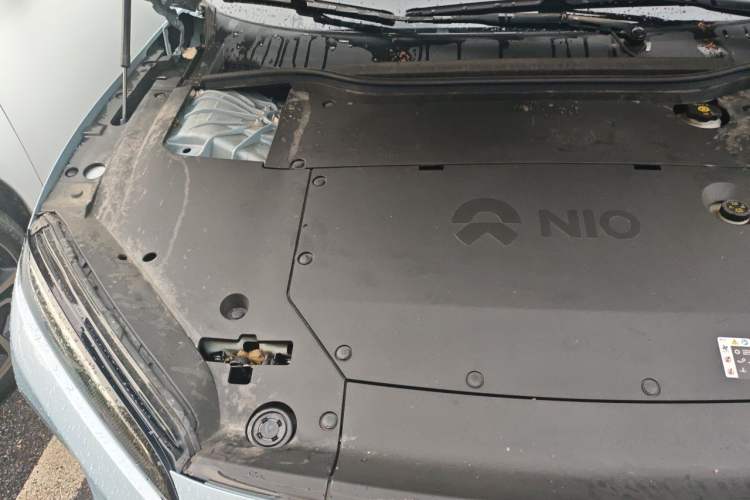 Used Nio ET5T 2023 75 kWh Touring Engine Bay Right