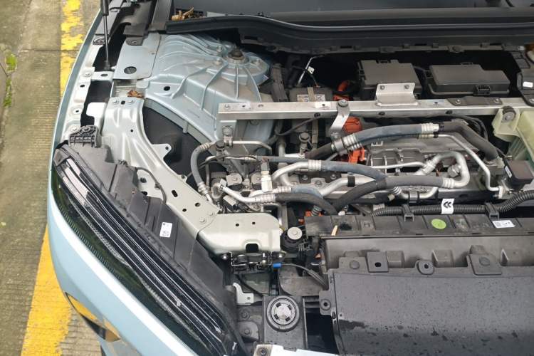Used Nio ET5T 2023 75 kWh Touring Engine Bay Right
