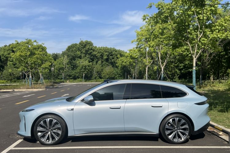 Used Nio ET5T 2023 75 kWh Touring Exterior 1