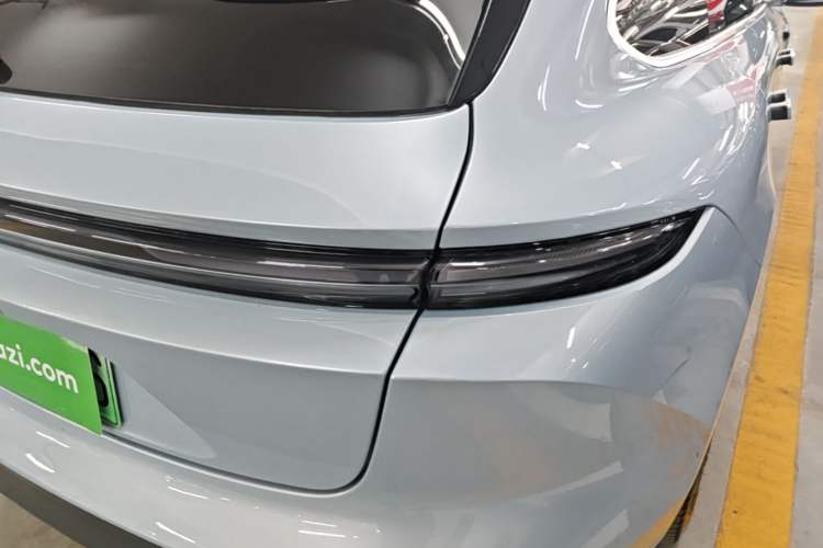 Used Nio ET5T 2023 75 kWh Touring Exterior 3