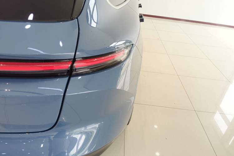 Used Nio ET5T 2023 75 kWh Touring Exterior 3