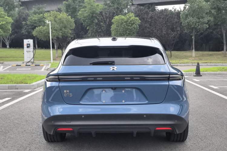 Used Nio ET5T 2023 75 kWh Touring Exterior 4