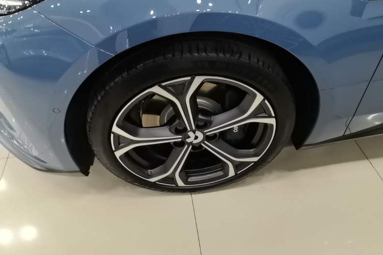Used Nio ET5T 2023 75 kWh Touring Exterior 4
