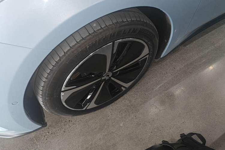 Used Nio ET5T 2023 75 kWh Touring Exterior 4