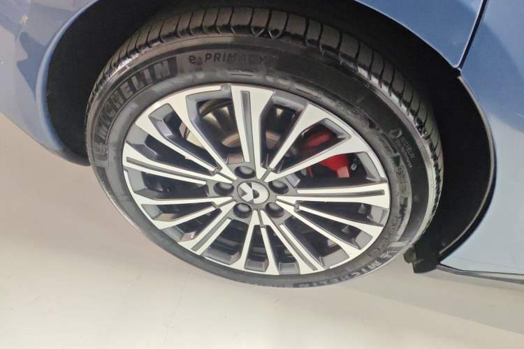 Used Nio ET5T 2023 75 kWh Touring Exterior 8