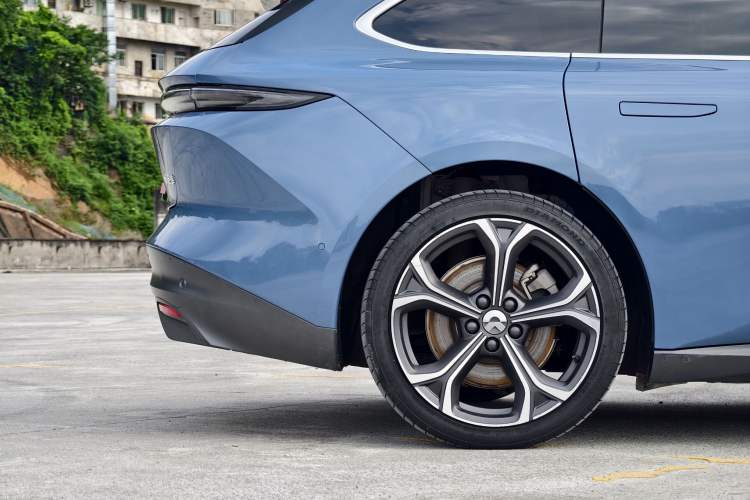 Used Nio ET5T 2023 75 kWh Touring Exterior 9