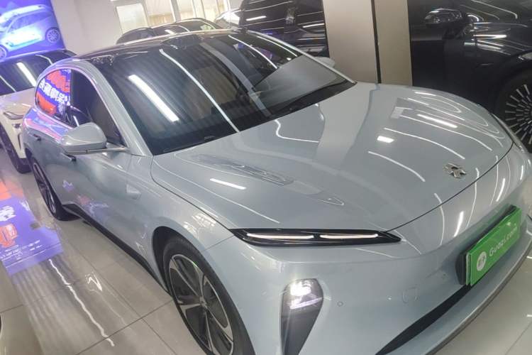Used Nio ET5T 2023 75 kWh Touring Front Right 45 Deg