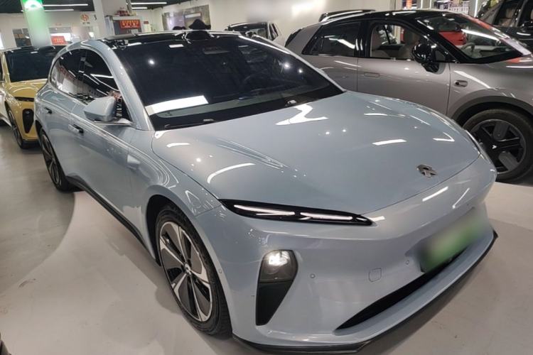 Used Nio ET5T 2023 75 kWh Touring Front Right 45 Deg