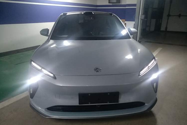 Used Nio ET5T 2023 75 kWh Touring Front