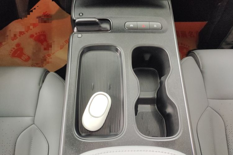 Used Nio ET5T 2023 75 kWh Touring Gear Lever