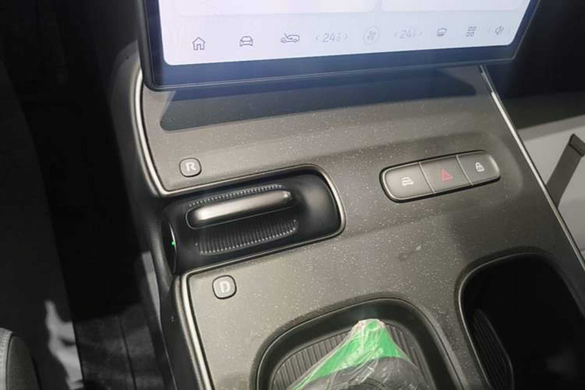 Used Nio ET5T 2023 75 kWh Touring Gear Lever