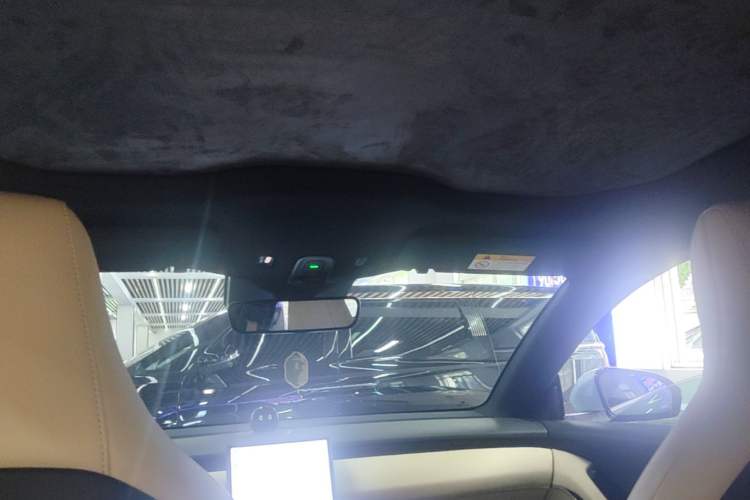 Used Nio ET5T 2023 75 kWh Touring Headliner