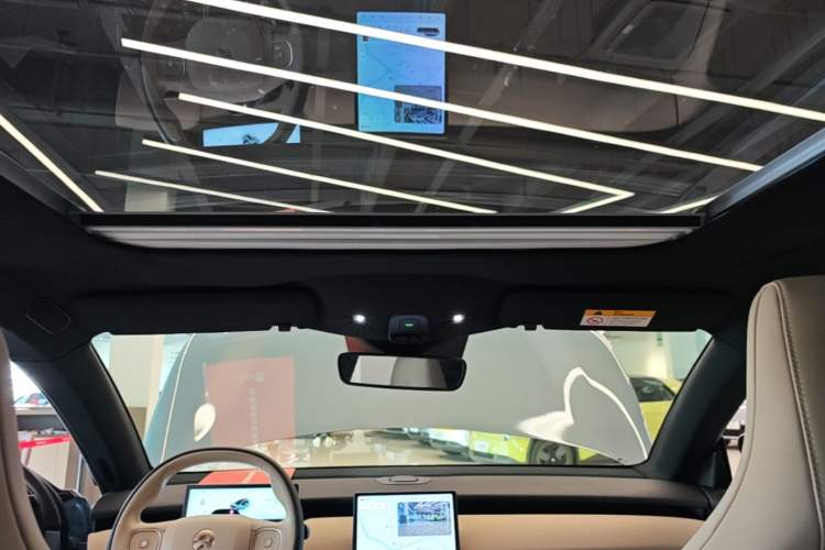 Used Nio ET5T 2023 75 kWh Touring Headliner