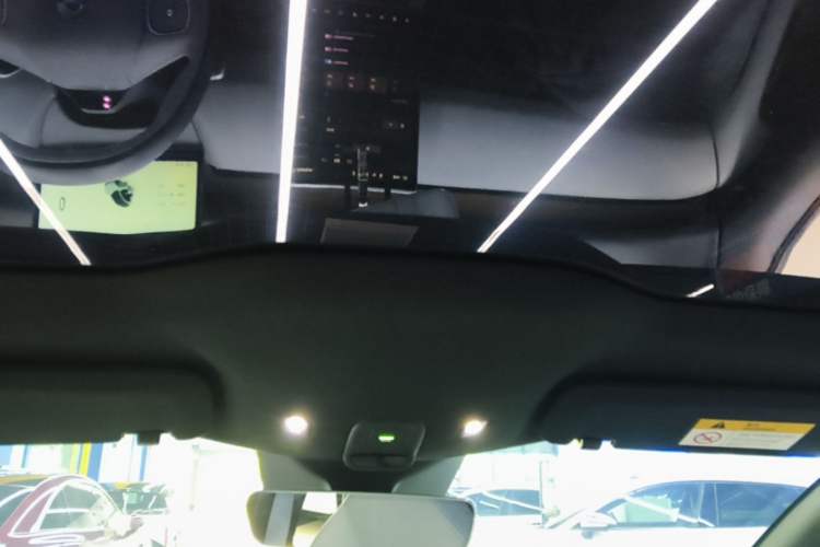 Used Nio ET5T 2023 75 kWh Touring Headliner