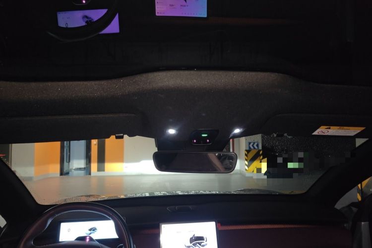Used Nio ET5T 2023 75 kWh Touring Headliner