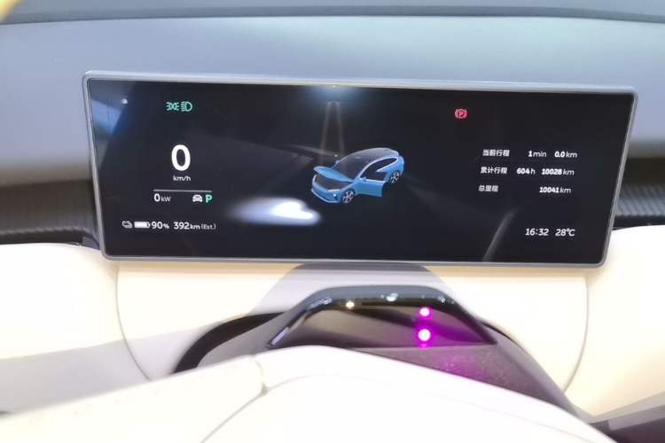 Used Nio ET5T 2023 75 kWh Touring Instrument Cluster