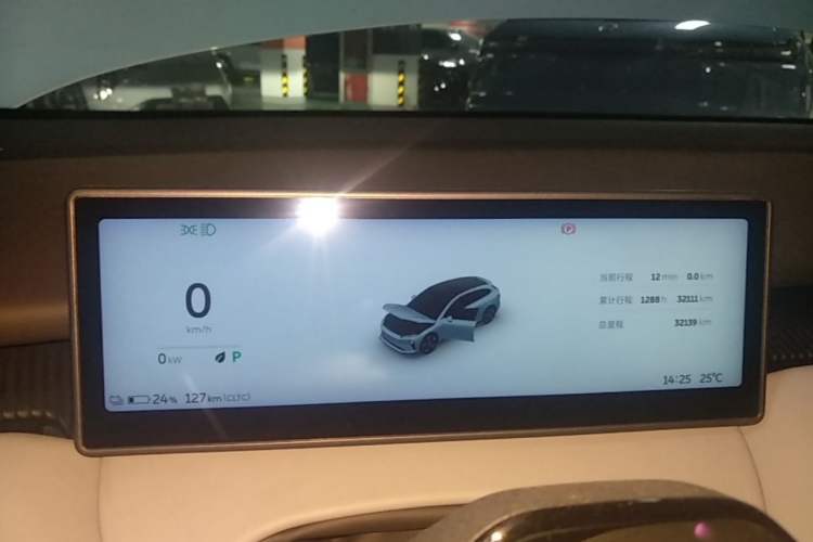 Used Nio ET5T 2023 75 kWh Touring Instrument Cluster