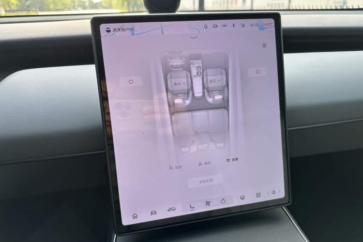 Used Nio ET5T 2023 75 kWh Touring Interior 11