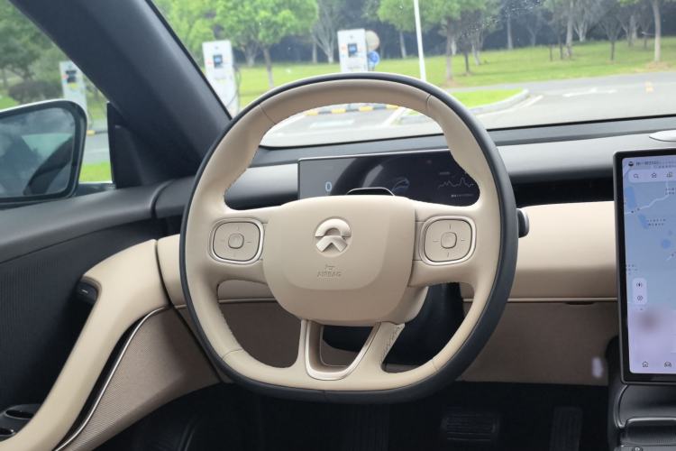 Used Nio ET5T 2023 75 kWh Touring Interior 2