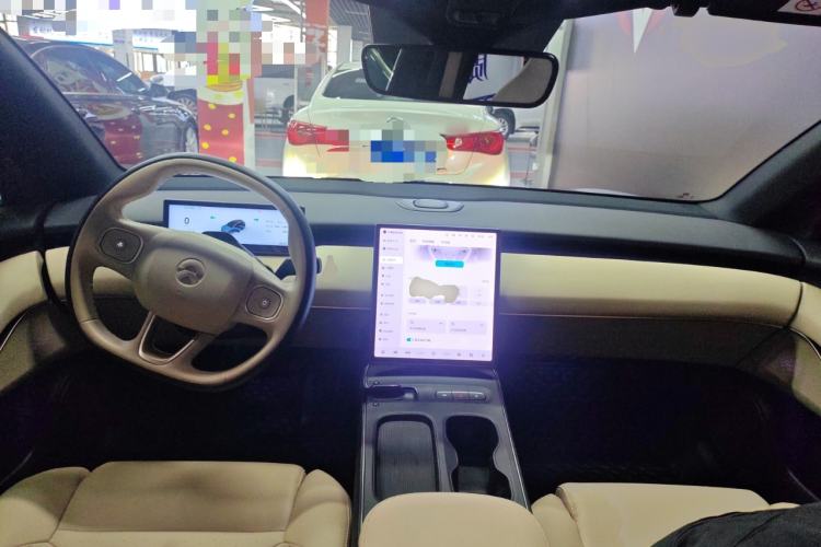 Used Nio ET5T 2023 75 kWh Touring Interior 2