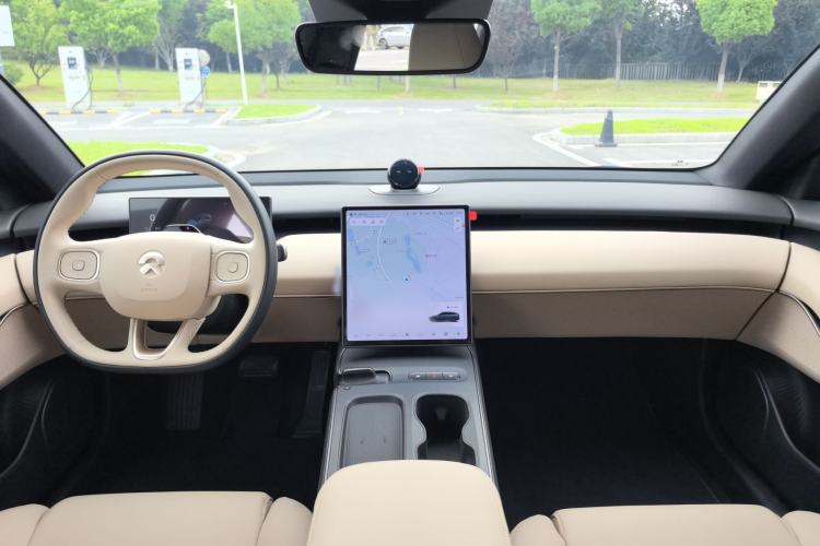 Used Nio ET5T 2023 75 kWh Touring Interior 3