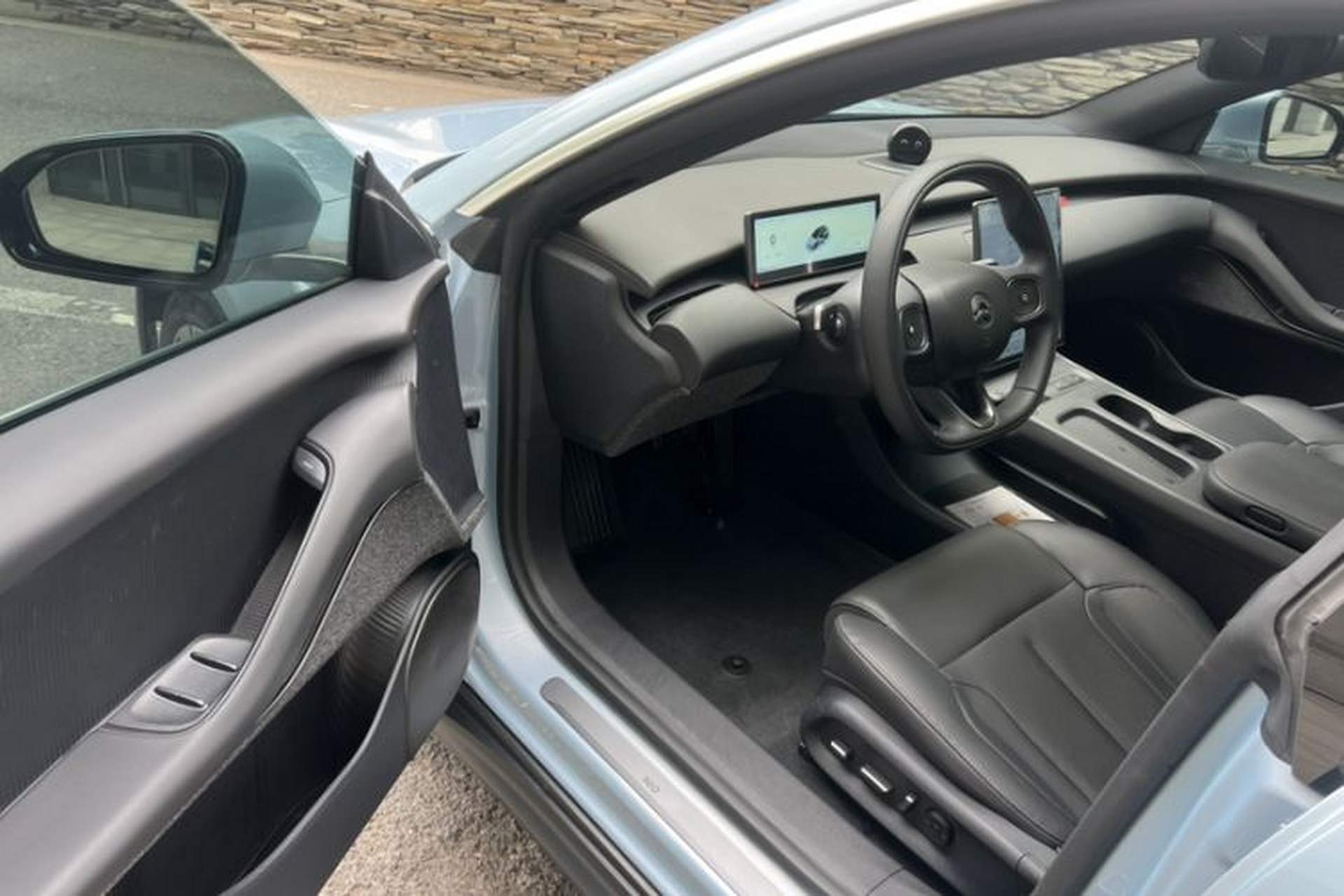 Used Nio ET5T 2023 75 kWh Touring Interior 3