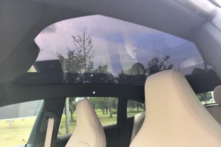 Used Nio ET5T 2023 75 kWh Touring Interior 6