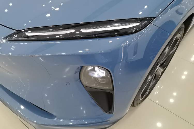 Used Nio ET5T 2023 75 kWh Touring Left Front Headlight