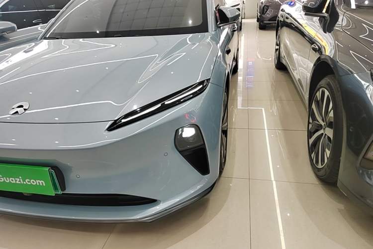 Used Nio ET5T 2023 75 kWh Touring Left Front Headlight