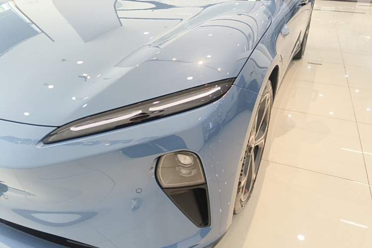 Used Nio ET5T 2023 75 kWh Touring Left Front Headlight
