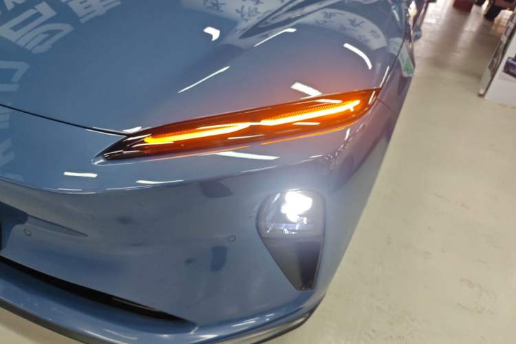 Used Nio ET5T 2023 75 kWh Touring Left Front Headlight