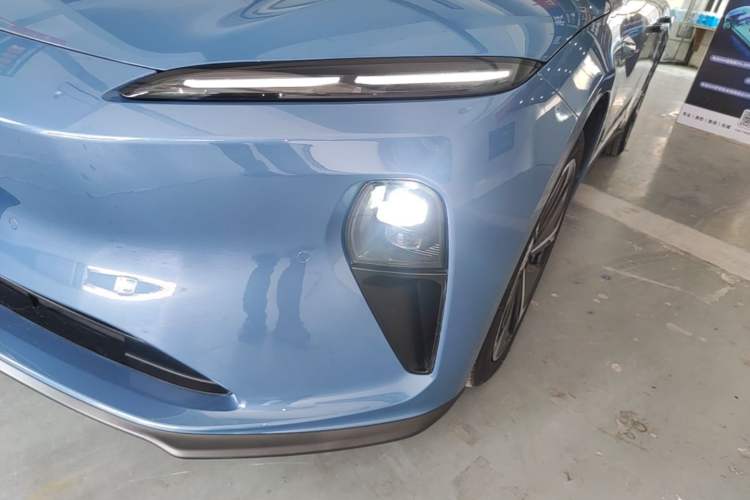 Used Nio ET5T 2023 75 kWh Touring Left Front Headlight
