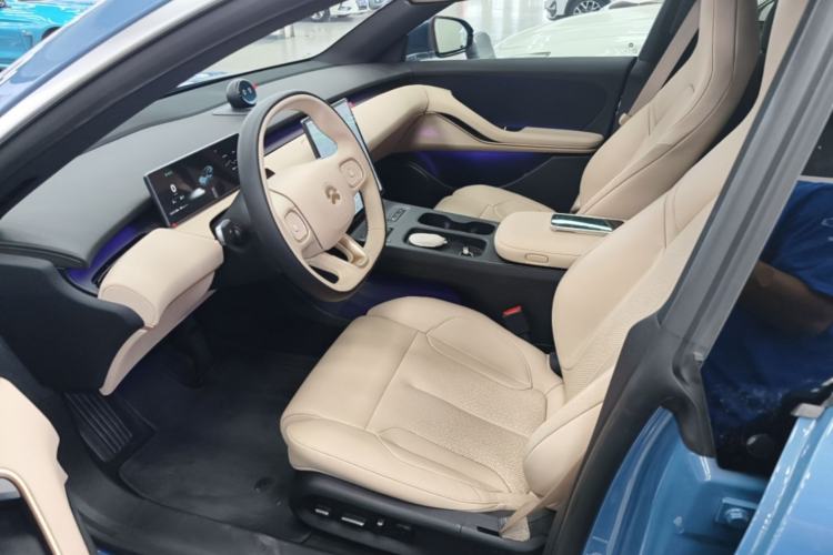 Used Nio ET5T 2023 75 kWh Touring Left Front Seat
