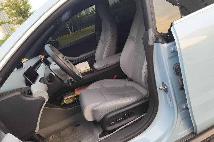 Used Nio ET5T 2023 75 kWh Touring Left Front Seat