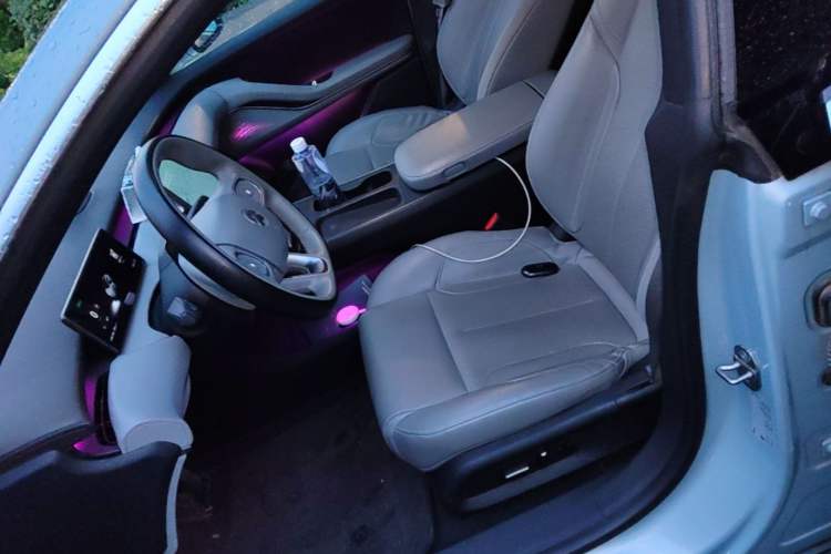 Used Nio ET5T 2023 75 kWh Touring Left Front Seat