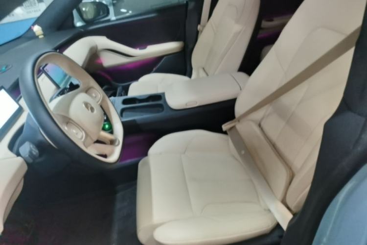 Used Nio ET5T 2023 75 kWh Touring Left Front Seat