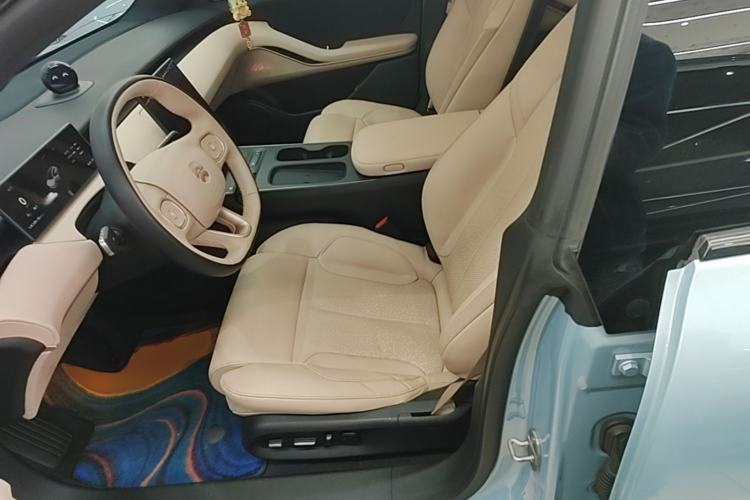 Used Nio ET5T 2023 75 kWh Touring Left Front Seat