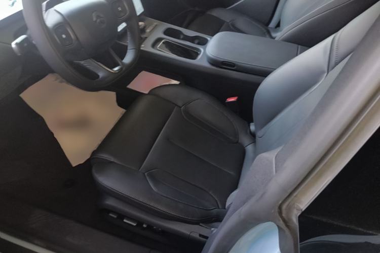 Used Nio ET5T 2023 75 kWh Touring Left Front Seat