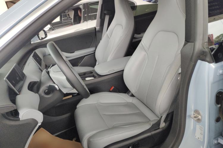 Used Nio ET5T 2023 75 kWh Touring Left Front Seat